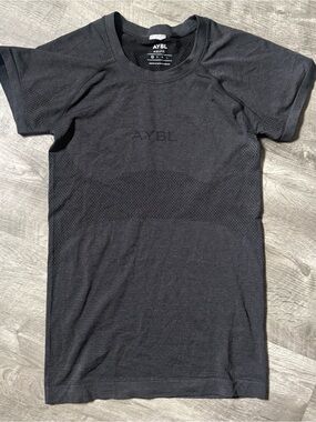 AYBL women’s gray Seamless Performance T-Shirt
